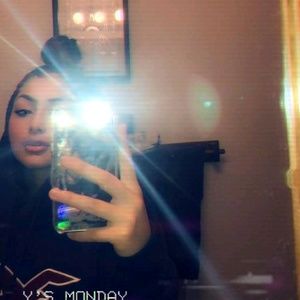 Meet your Posher, Sianni